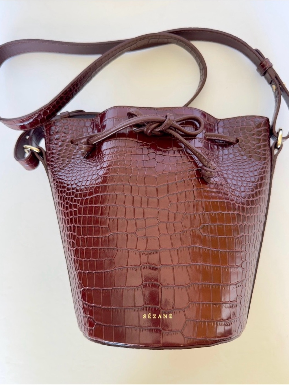 Sezane Brown Croc Embossed Leather Bucket Bag - NWOT! Includes DUSTBAG